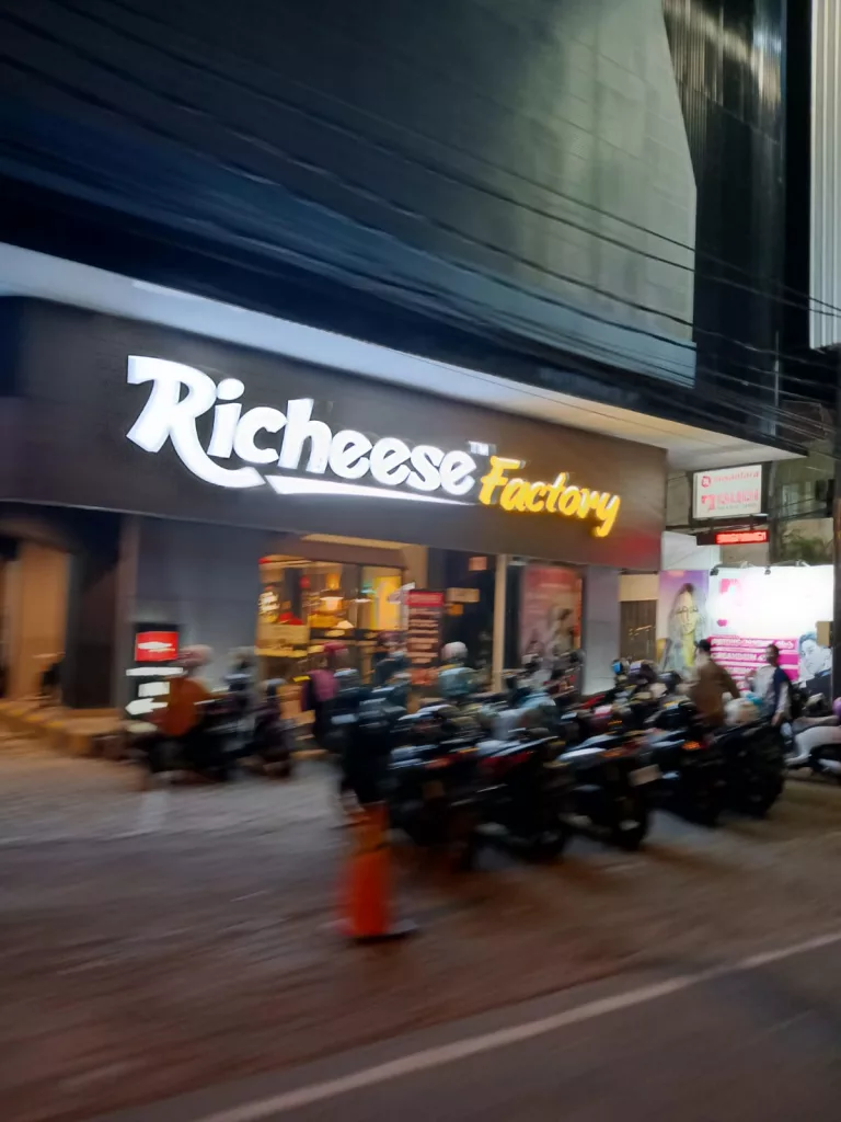 Richeese Factory Outlet Purwokerto